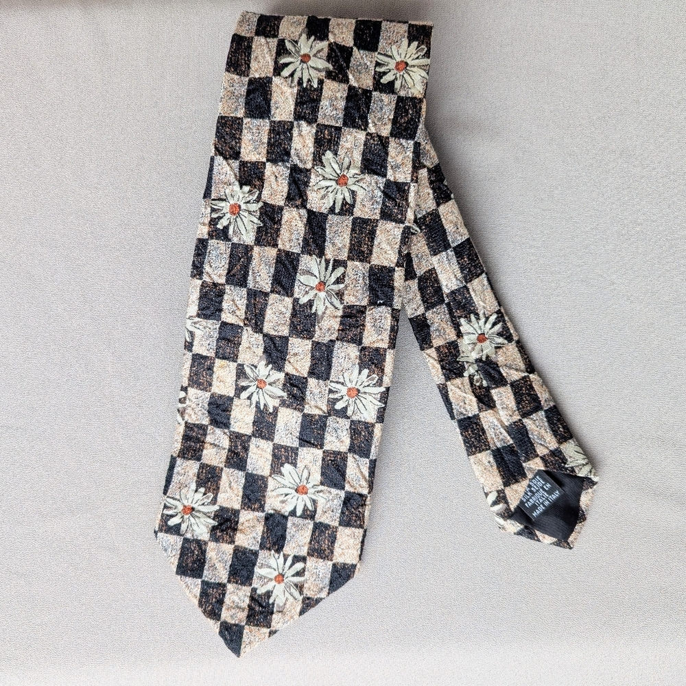 Hugo Boss Men's 100% Silk Tie Textured Crinkle Checkered Daisy Flowers Italy